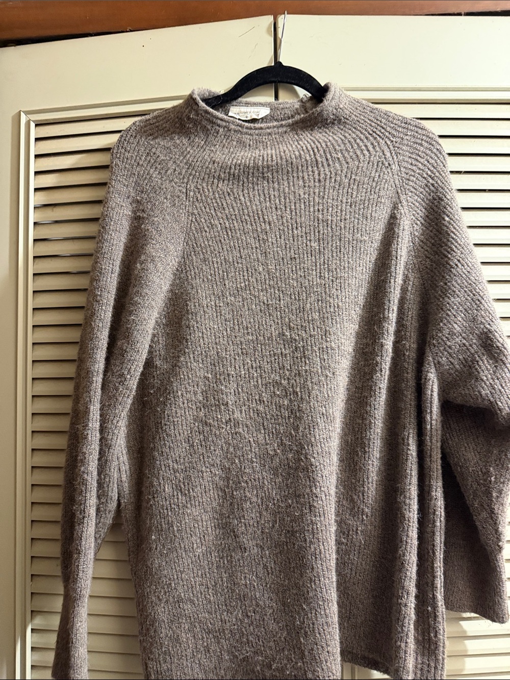 Relaxed Ribbed Turtleneck Sweater in Taupe